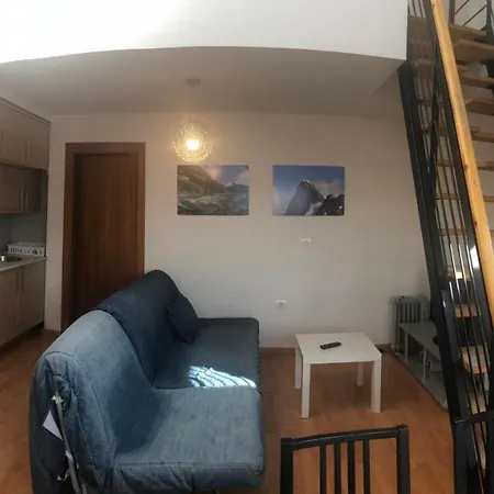 Duplex Gran Terraza,wi-fi Serraneu شقة *