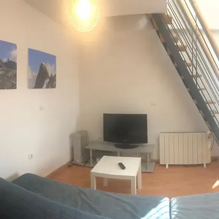 Duplex Gran Terraza,wi-fi Serraneu * سْييرا نيفادا