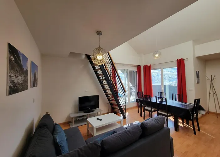 公寓 Duplex Gran Terraza,wi-fi Serraneu 塞拉内华达